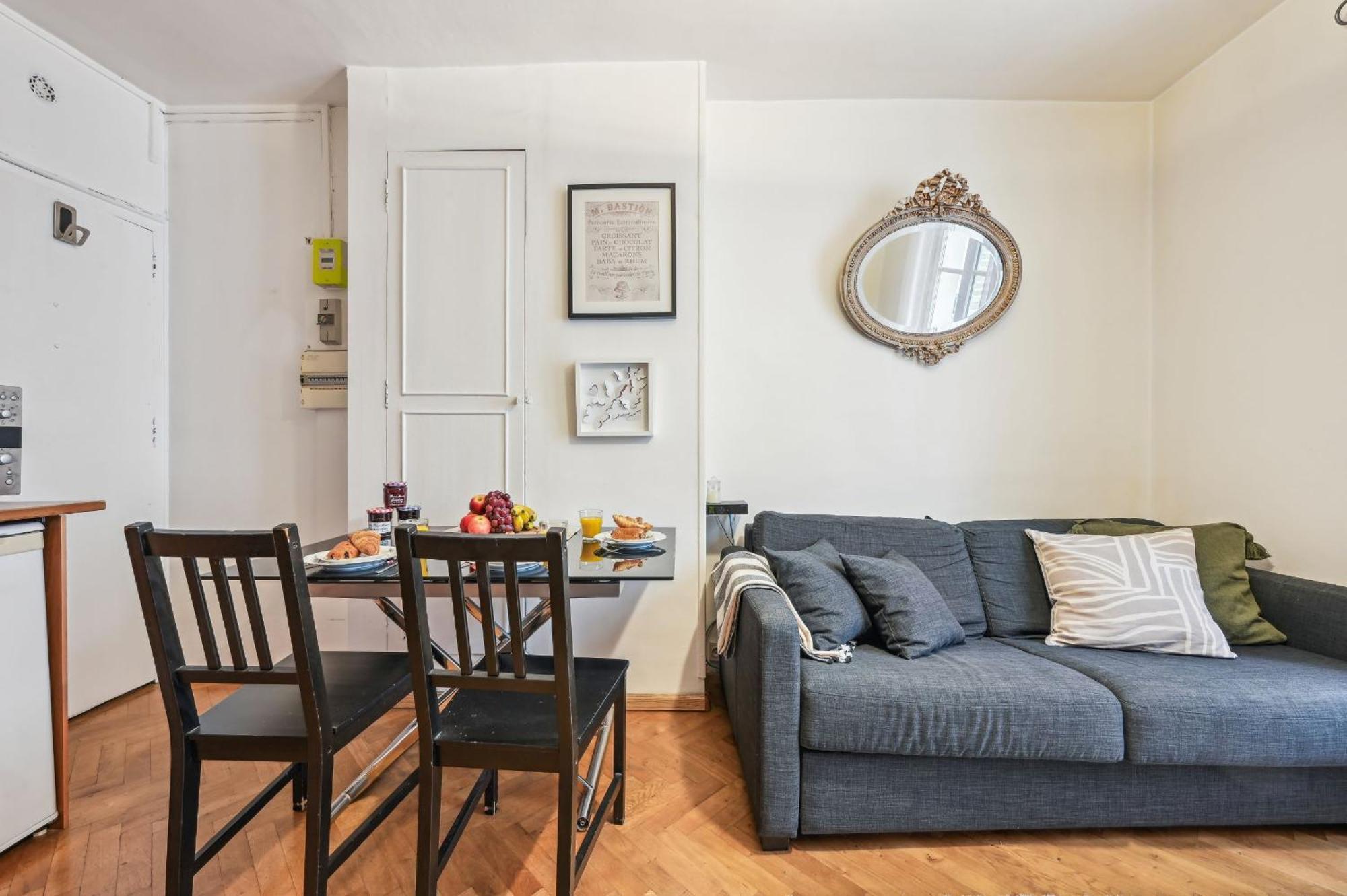 Eiffel Tower & Des Invalides - 1br - Cityapartmentstay Appartement