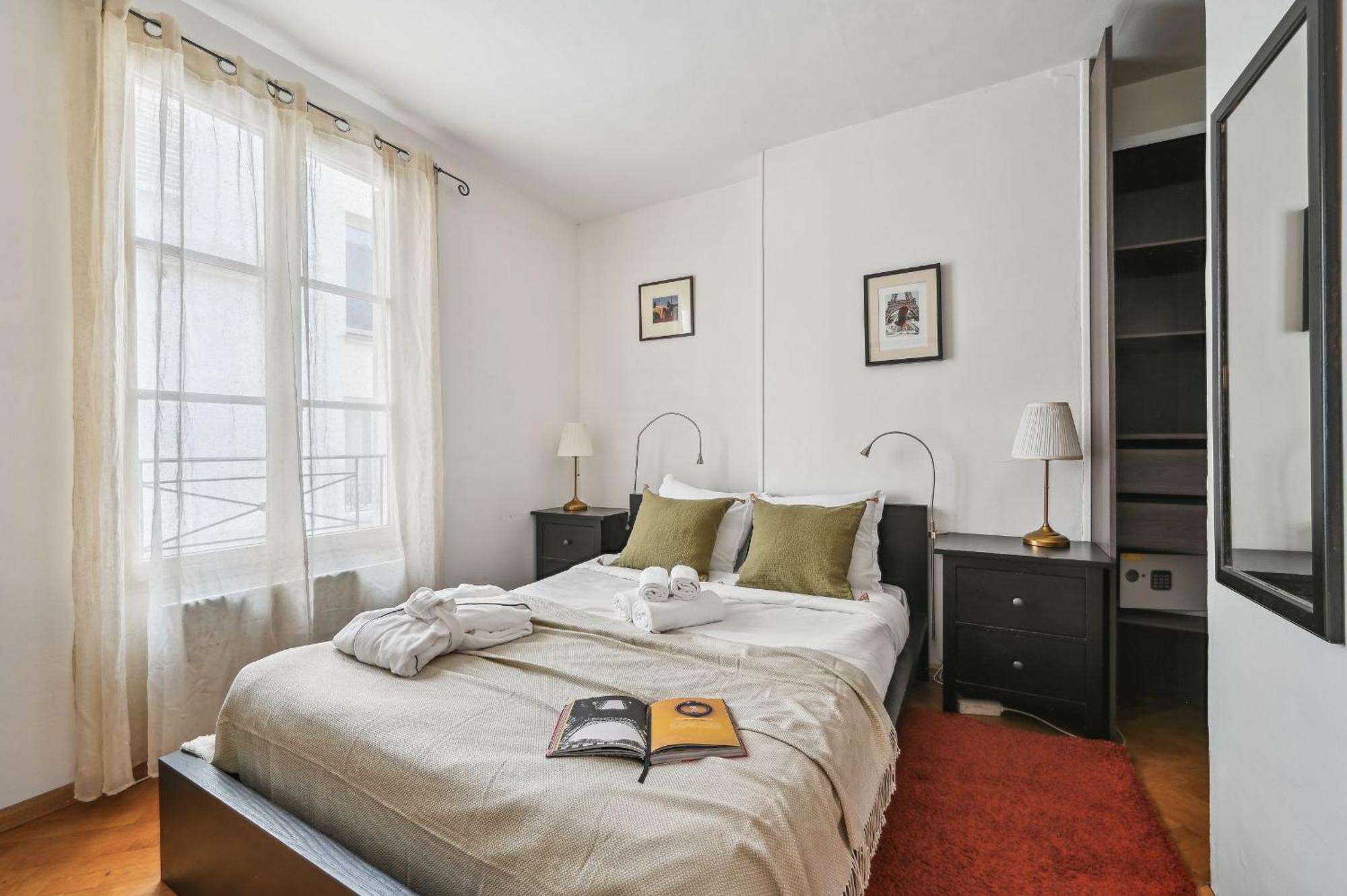 Apartment Eiffel Tower & Des Invalides - 1br - Cityapartmentstay
